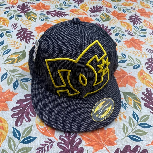 DC Other - Brand New Vintage y2k DC Fitted Hat